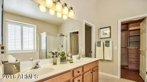 4726 E Apricot Ln, Gilbert, AZ 85298 photo 12