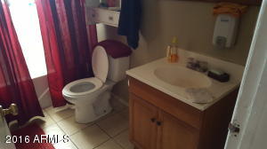 2024 E Weldon Ave, Phoenix, AZ 85016 photo 8