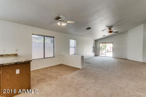 10739 Emerald Ave, Mesa, AZ 85208 photo 2