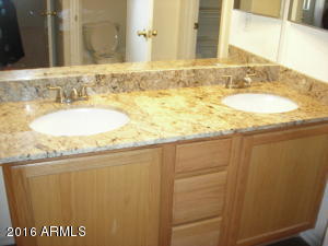2025 E Winston Dr, Phoenix, AZ 85042 photo 12