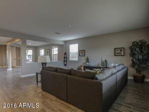 3951 E Strawberry Dr, Gilbert, AZ 85298 photo 6