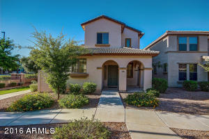 1986 E Del Rio St, Gilbert, AZ 85295 photo 2