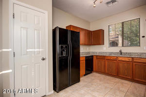 1986 E Del Rio St, Gilbert, AZ 85295 photo 9