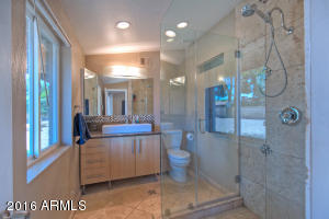 2915 E North Ln, Phoenix, AZ 85028 photo 5