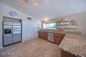 2915 E North Ln, Phoenix, AZ 85028 photo 14