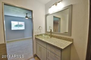 3433 E Flower St, Phoenix, AZ 85018 photo 14