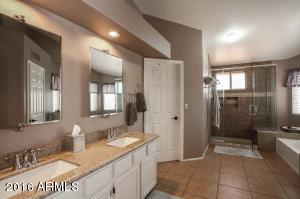1445 E Windsong Dr, Phoenix, AZ 85048 photo 4