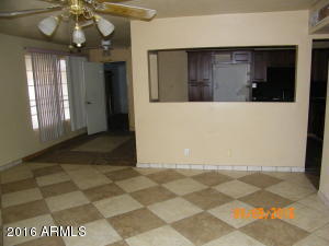 137 E Monte Way, Phoenix, AZ 85042 photo 4