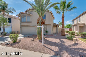 2023 E Arabian Dr, Gilbert, AZ 85296 photo 2