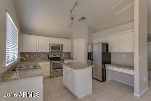 2023 E Arabian Dr, Gilbert, AZ 85296 photo 16