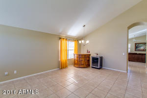 709 E Kyle Dr, Gilbert, AZ 85296 photo 5