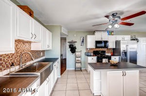 2501 W Freeway Ln, Phoenix, AZ 85021 photo 9