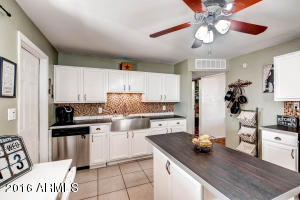 2501 W Freeway Ln, Phoenix, AZ 85021 photo 11