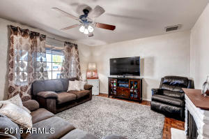 2501 W Freeway Ln, Phoenix, AZ 85021 photo 5