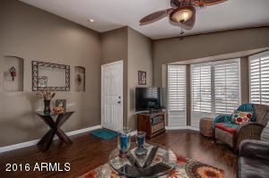 1728 E Robin Ln, Gilbert, AZ 85296 photo 3