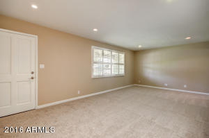 4020 Earll Dr, Phoenix, AZ 85018 photo 5