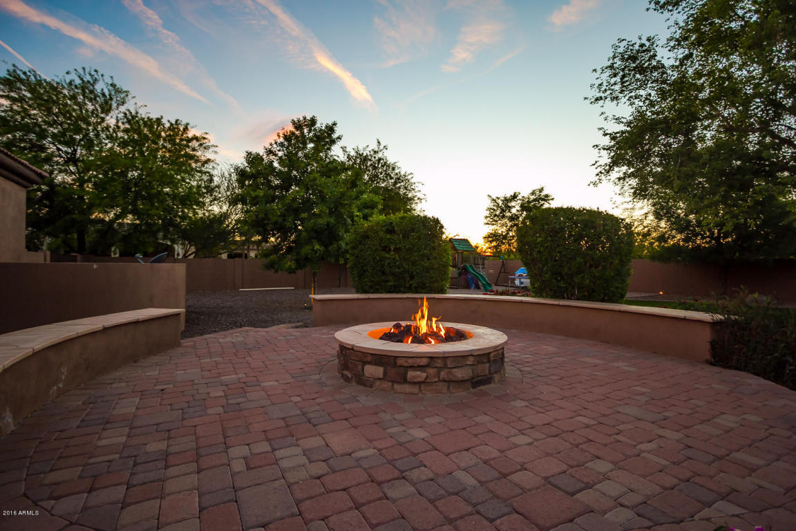 7030 S Star Dr, Gilbert, AZ 85298 photo 4