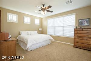 4034 E Linda Ln, Gilbert, AZ 85234 photo 6