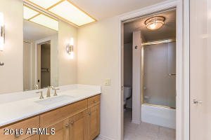 4448 E Camelback Rd #13, Phoenix, AZ 85018 photo 24