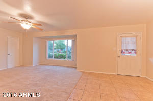 915 E Rovey Ave, Phoenix, AZ 85014 photo 8