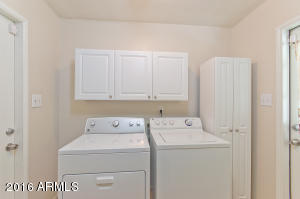 915 E Rovey Ave, Phoenix, AZ 85014 photo 23