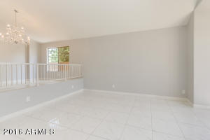 1358 E Shannon St, Gilbert, AZ 85295 photo 3