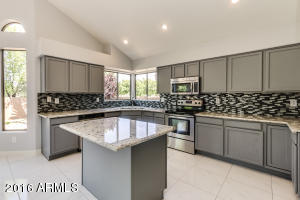 1358 E Shannon St, Gilbert, AZ 85295 photo 7