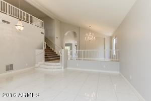 1358 E Shannon St, Gilbert, AZ 85295 photo 2