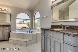 1358 E Shannon St, Gilbert, AZ 85295 photo 18
