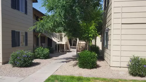 108 N Meridian Rd, Apache Junction, AZ 85120 photo 2
