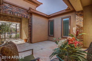 3588 E Chestnut Ln, Gilbert, AZ 85298 photo 2