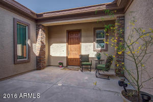 3588 E Chestnut Ln, Gilbert, AZ 85298 photo 3