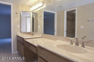 2218 E Sierra St, Phoenix, AZ 85028 photo 14