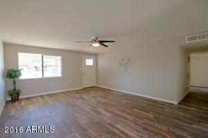 3823 E Gelding Dr, Phoenix, AZ 85032 photo 4
