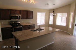 863 W Horseshoe Ave, Gilbert, AZ 85233 photo 5
