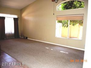 347 W Ivanhoe St, Gilbert, AZ 85233 photo 2