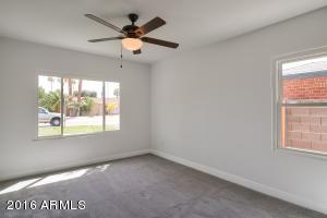 506 E Cheery Lynn Rd, Phoenix, AZ 85012 photo 9