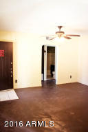 1725 Earll Dr, Phoenix, AZ 85016 photo 2