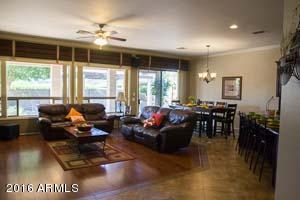 1390 E Jasper Dr, Gilbert, AZ 85296 photo 1