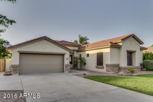 4442 E Palmdale Ln, Gilbert, AZ 85298 photo 3