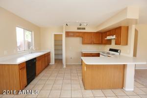2559 W Jasper Ave, Apache Junction, AZ 85120 photo 2