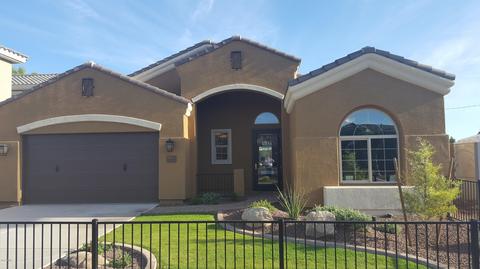 881 E Rawhide Ct, Gilbert, AZ 85296 photo 1