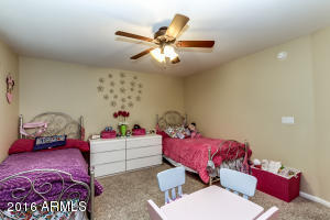 631 N Hawk Cir, Gilbert, AZ 85234 photo 34