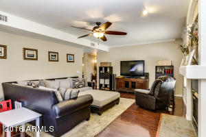 631 N Hawk Cir, Gilbert, AZ 85234 photo 10