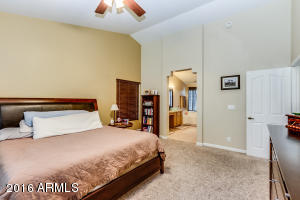 631 N Hawk Cir, Gilbert, AZ 85234 photo 29