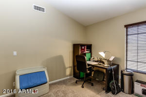 631 N Hawk Cir, Gilbert, AZ 85234 photo 36