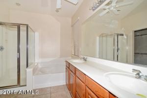 6332 S Sky Ct, Gilbert, AZ 85298 photo 21