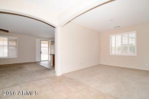 6332 S Sky Ct, Gilbert, AZ 85298 photo 4