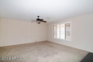 6332 S Sky Ct, Gilbert, AZ 85298 photo 8