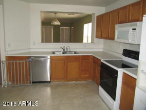 668 S Roca St, Gilbert, AZ 85296 photo 4